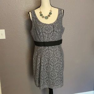 H&M sleeveless lace dress